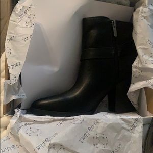 Brand new never worn boots